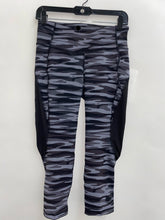 Load image into Gallery viewer, Gray Camo Leggings (12 pack)
