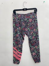 Load image into Gallery viewer, Gray Floral Leggings (12 pack)
