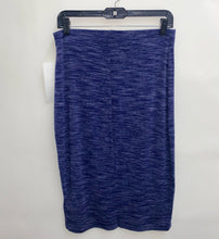 Load image into Gallery viewer, Dark Blue Skirt (12 pack)

